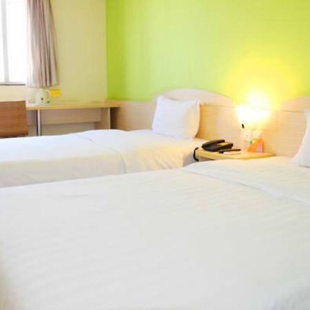 7Days Inn Shanghai Hong Mei South Road Branch Buitenkant foto